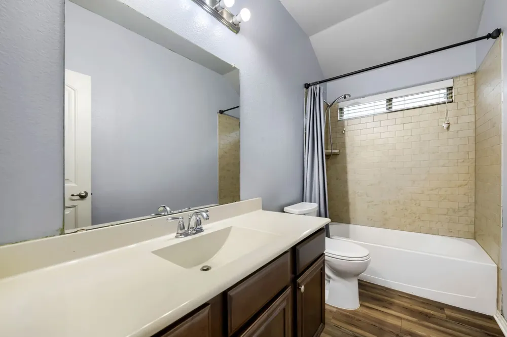 1513 Vermont Avenue Lancaster, TX 75134