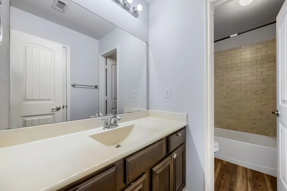 1513 Vermont Avenue Lancaster, TX 75134