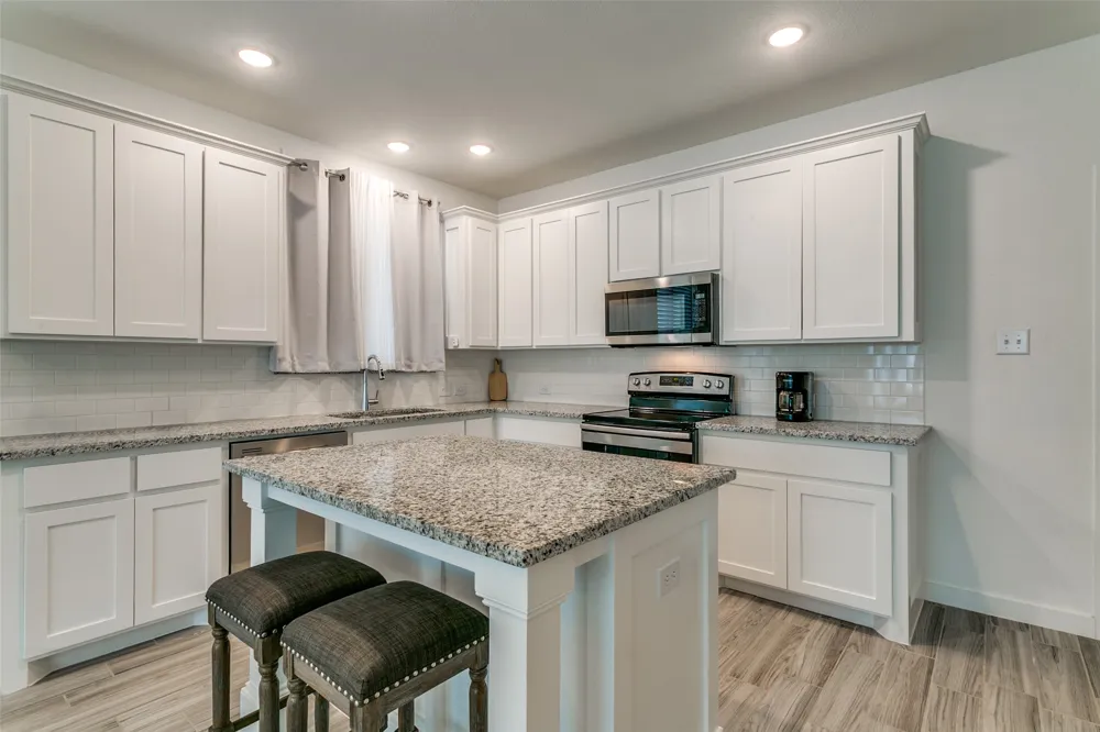 326 Oakbend Drive #16 Lewisville, TX 75067