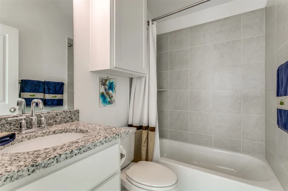 326 Oakbend Drive #16 Lewisville, TX 75067