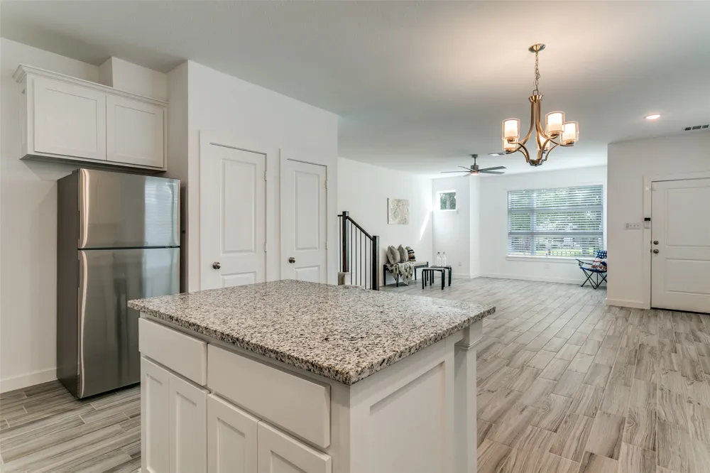 326 Oakbend Drive #16 Lewisville, TX 75067