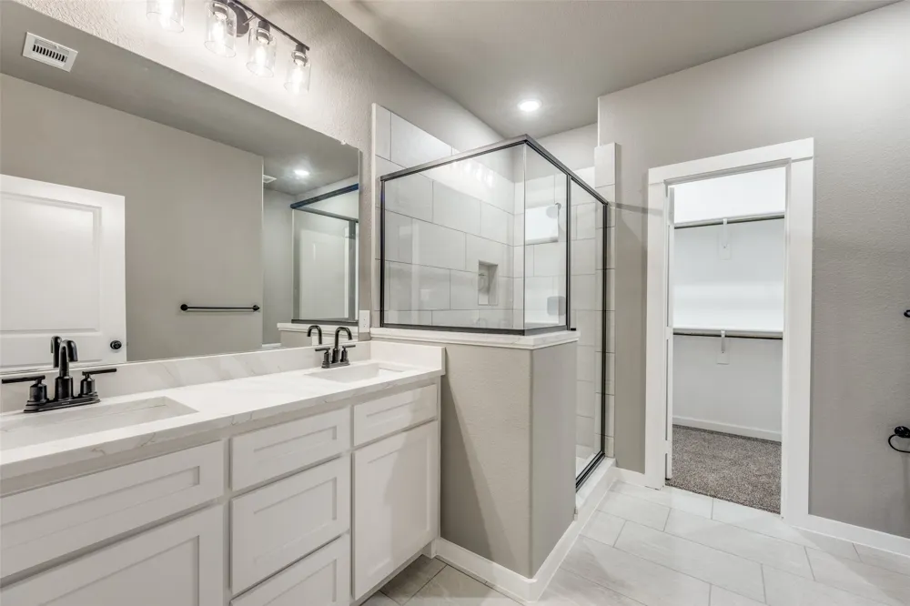 706 Turner Street Wolfe City, TX 75496