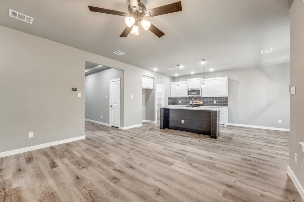 706 Turner Street Wolfe City, TX 75496