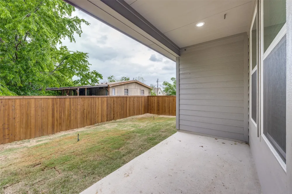 706 Turner Street Wolfe City, TX 75496
