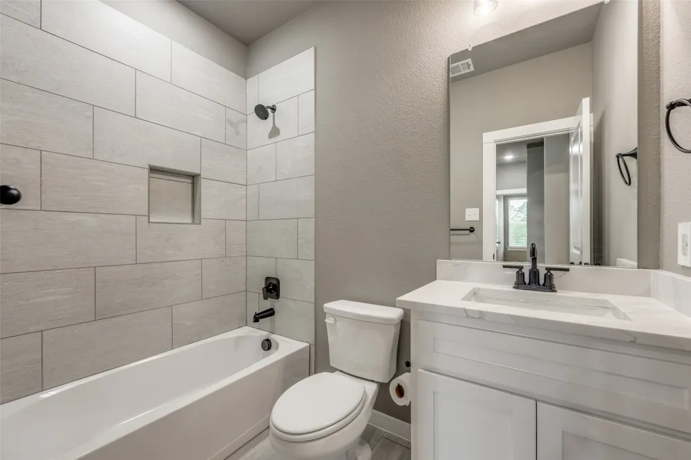 706 Turner Street Wolfe City, TX 75496