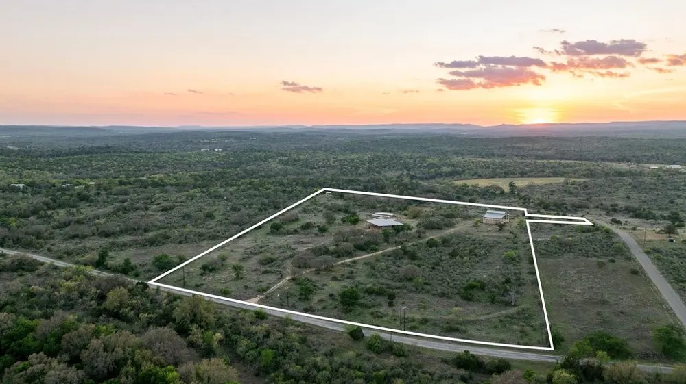 1407 County Road 311 Horseshoe Bay, TX 78657