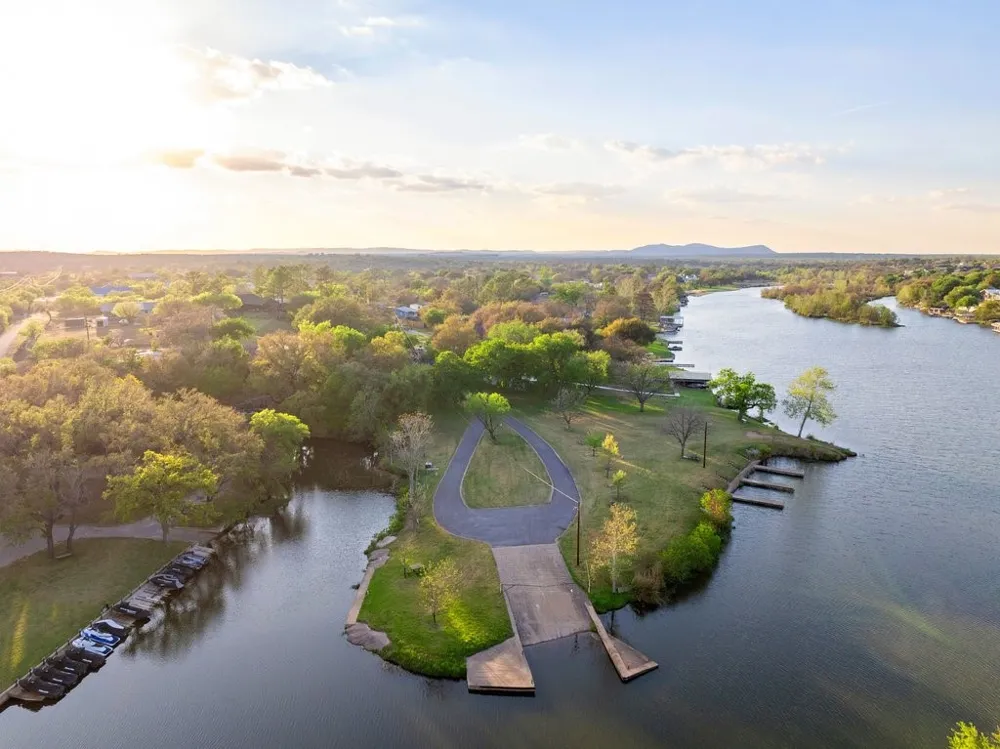 1407 County Road 311 Horseshoe Bay, TX 78657