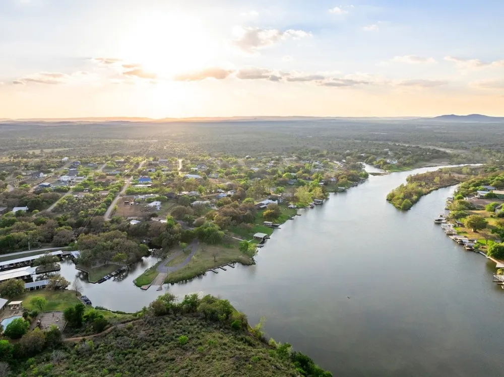 1407 County Road 311 Horseshoe Bay, TX 78657