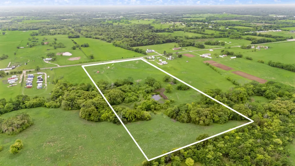 8248 Farm Road 2653 S Cumby, TX 75453