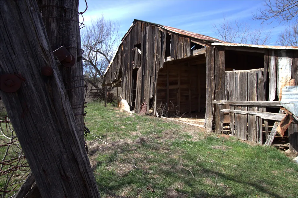 CR 139 Bangs, TX 76823