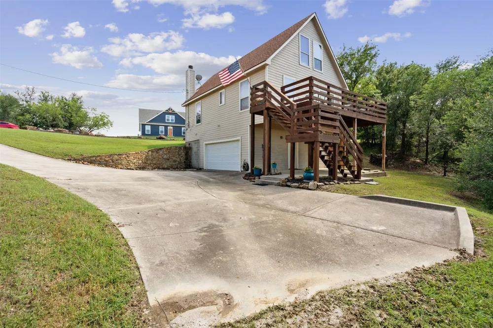 268 Private Road 1758 Chico, TX 76431