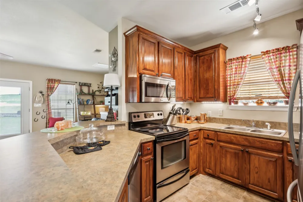 268 Private Road 1758 Chico, TX 76431