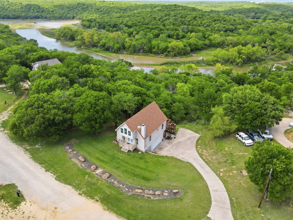 268 Private Road 1758 Chico, TX 76431