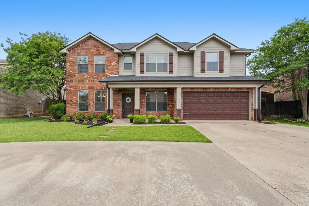 1907 Silver Cove Whitehouse, TX 75791