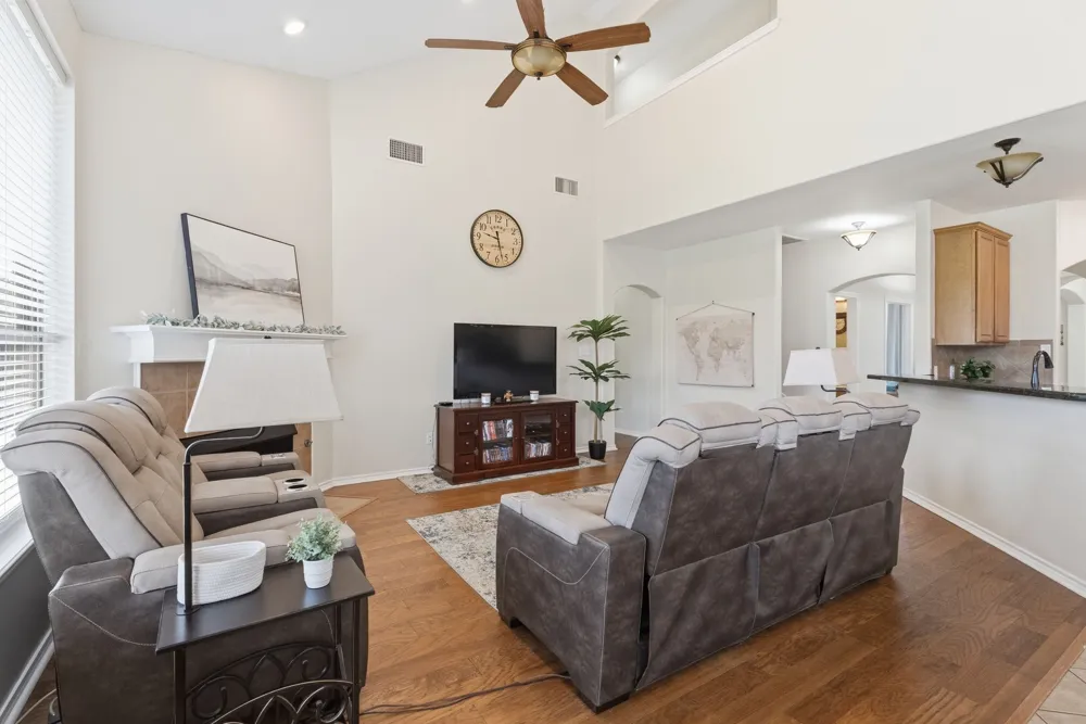 1907 Silver Cove Whitehouse, TX 75791