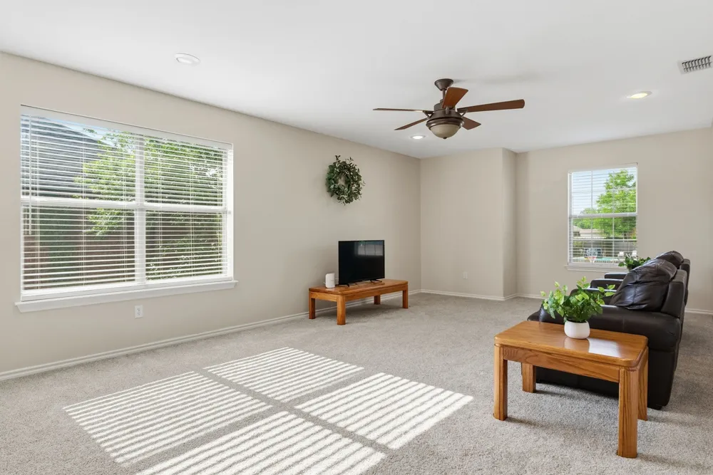 1907 Silver Cove Whitehouse, TX 75791