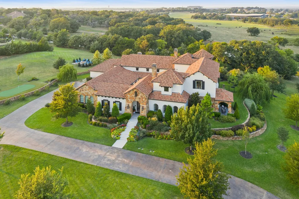 2 Paigebrooke Westlake, TX 76262