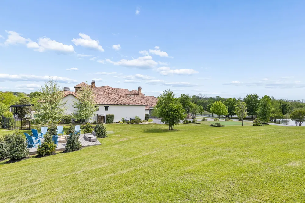 2 Paigebrooke Westlake, TX 76262