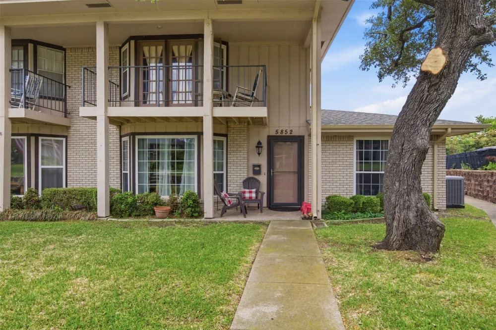 5852 Marina Drive #21 Garland, TX 75043