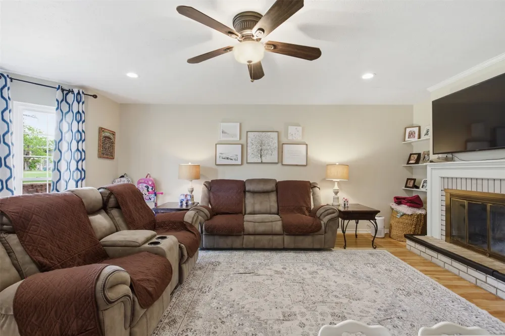 5852 Marina Drive #21 Garland, TX 75043