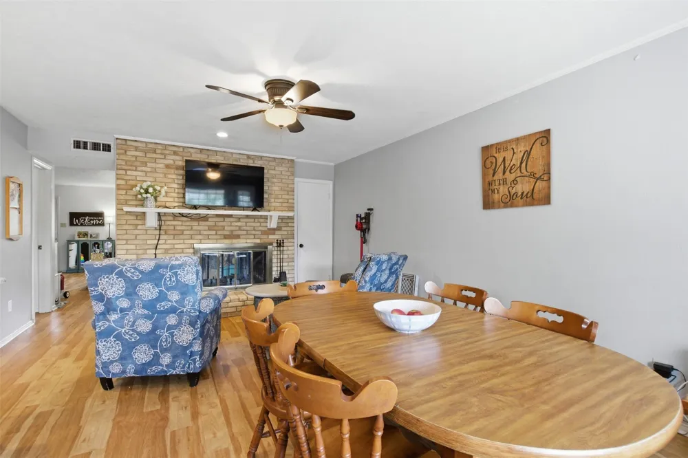 5852 Marina Drive #21 Garland, TX 75043