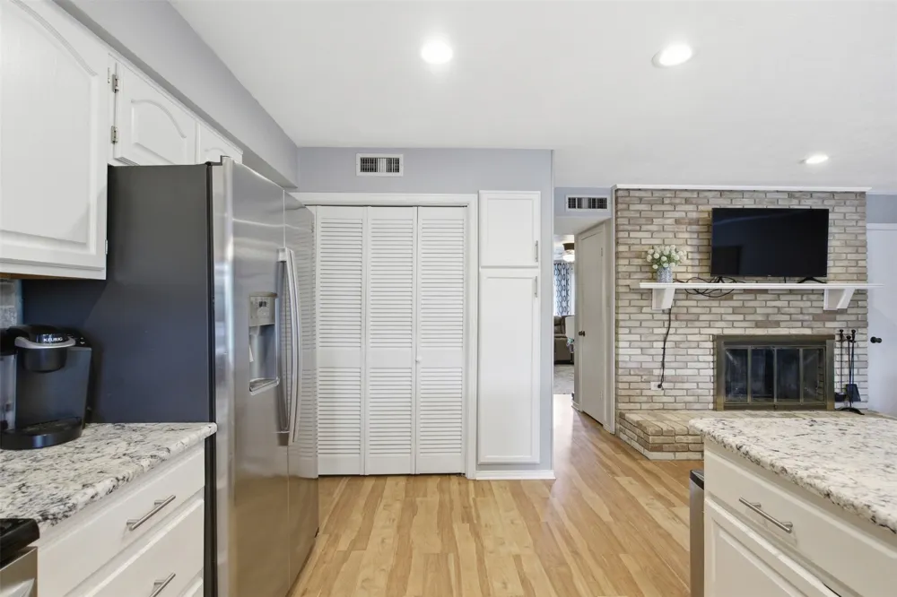 5852 Marina Drive #21 Garland, TX 75043