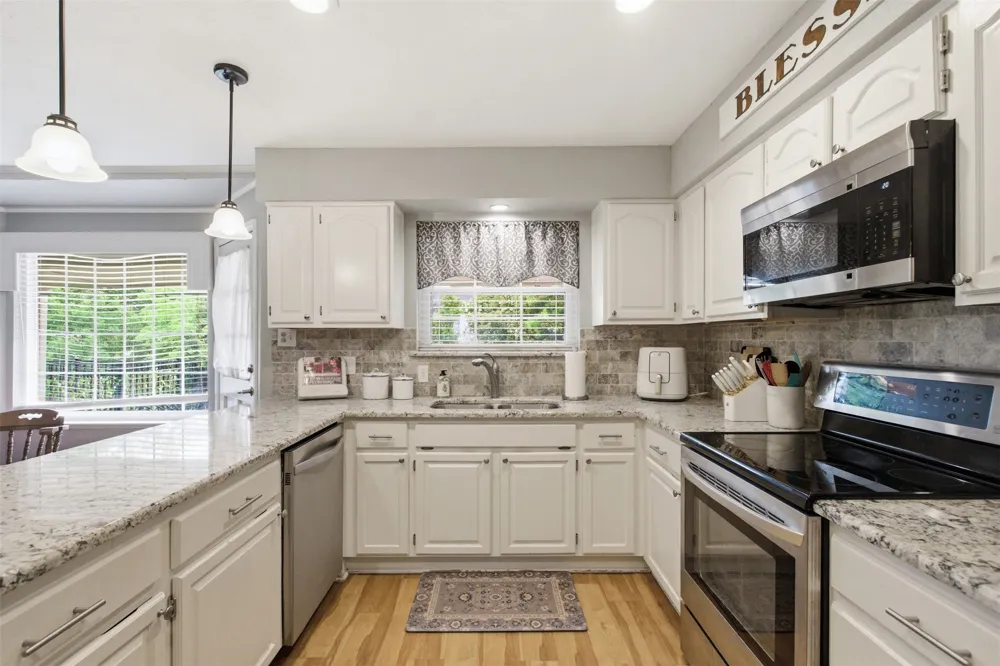 5852 Marina Drive #21 Garland, TX 75043