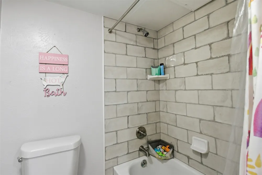 5852 Marina Drive #21 Garland, TX 75043