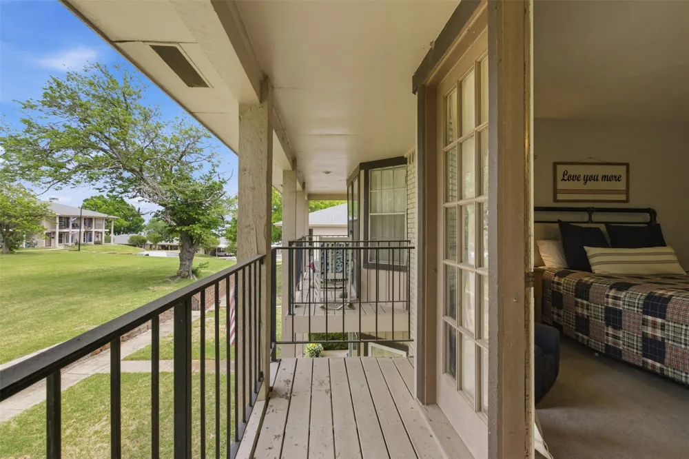 5852 Marina Drive #21 Garland, TX 75043