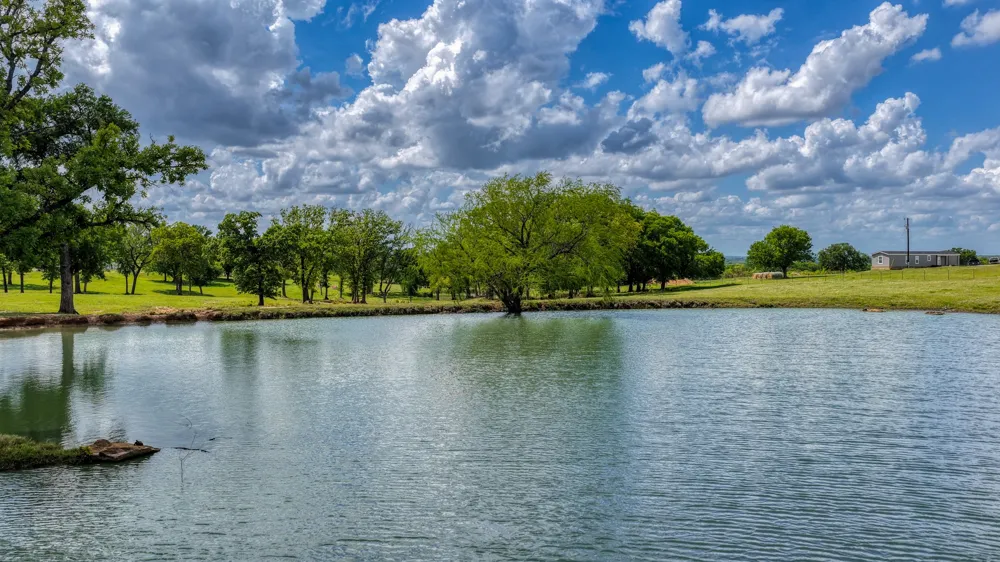 303 Private Road 3365 Boyd, TX 76023