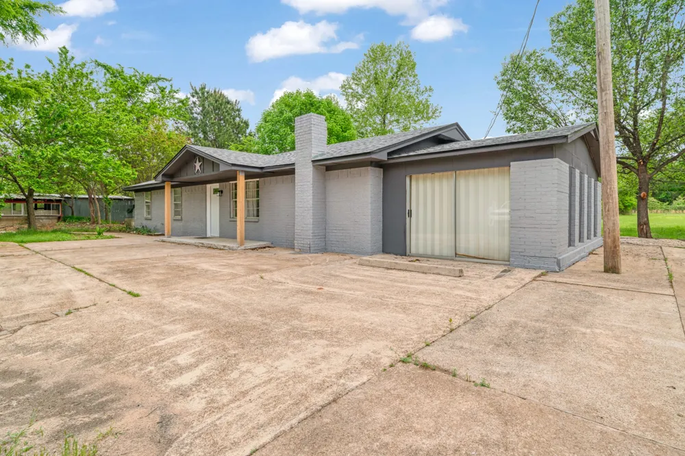 3546 E 2000 ROAD Sawyer, OK 74735