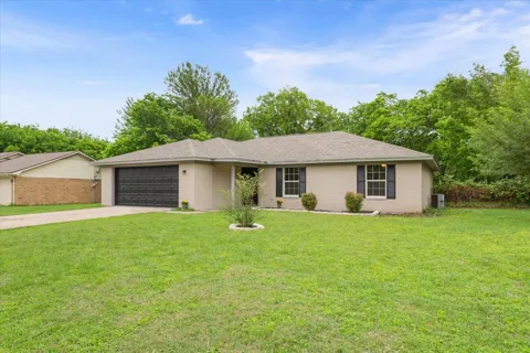 329 Applewood Lane