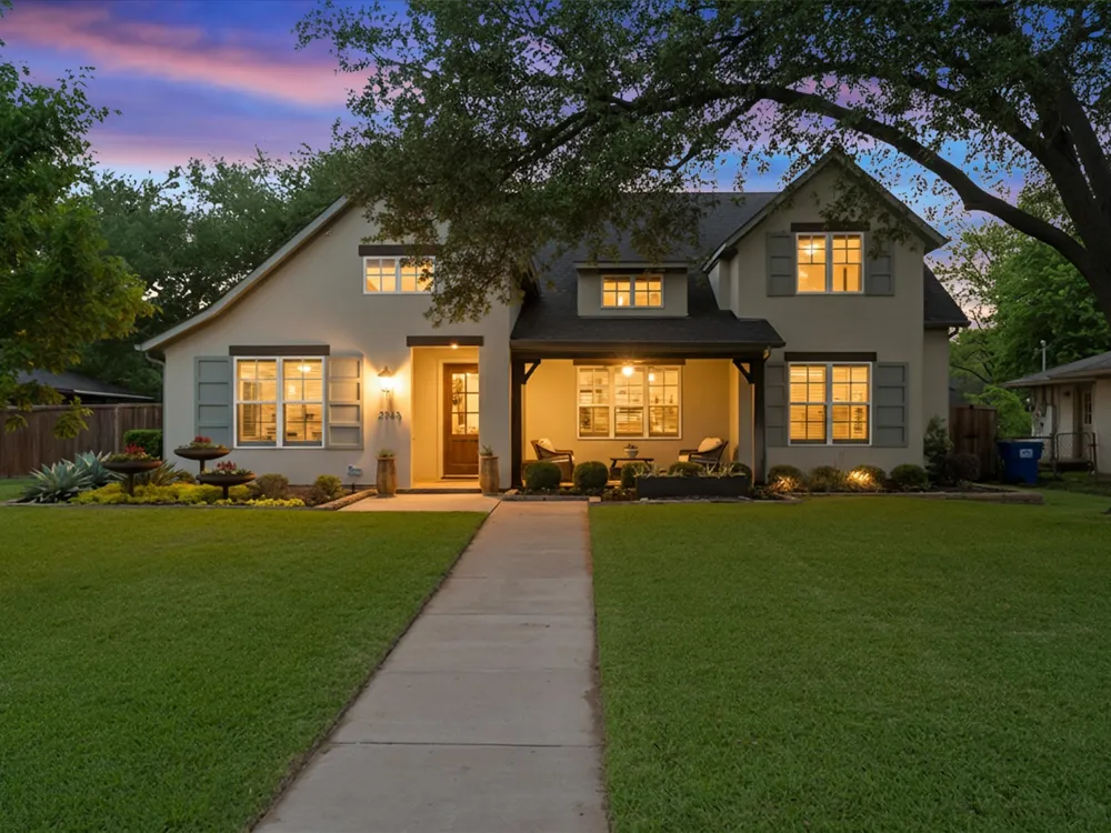 2965 Eric Lane Farmers Branch, TX 75234