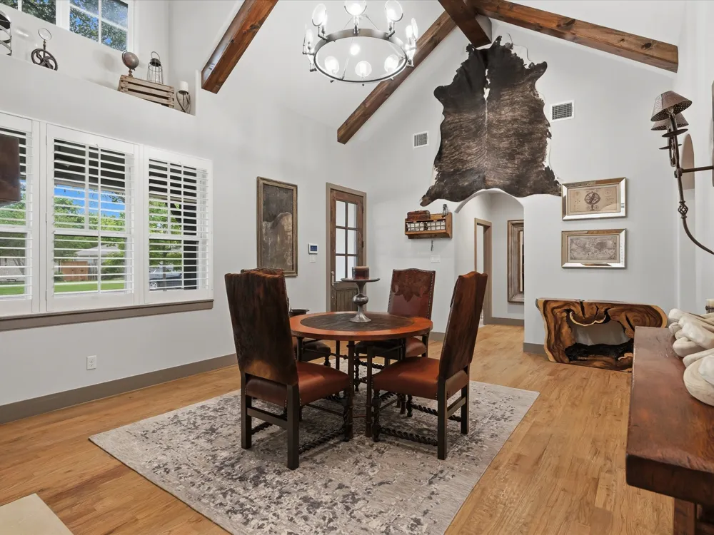 2965 Eric Lane Farmers Branch, TX 75234