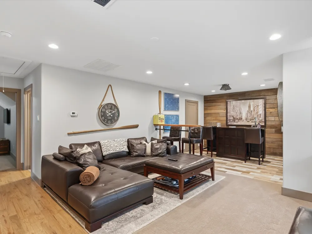 2965 Eric Lane Farmers Branch, TX 75234