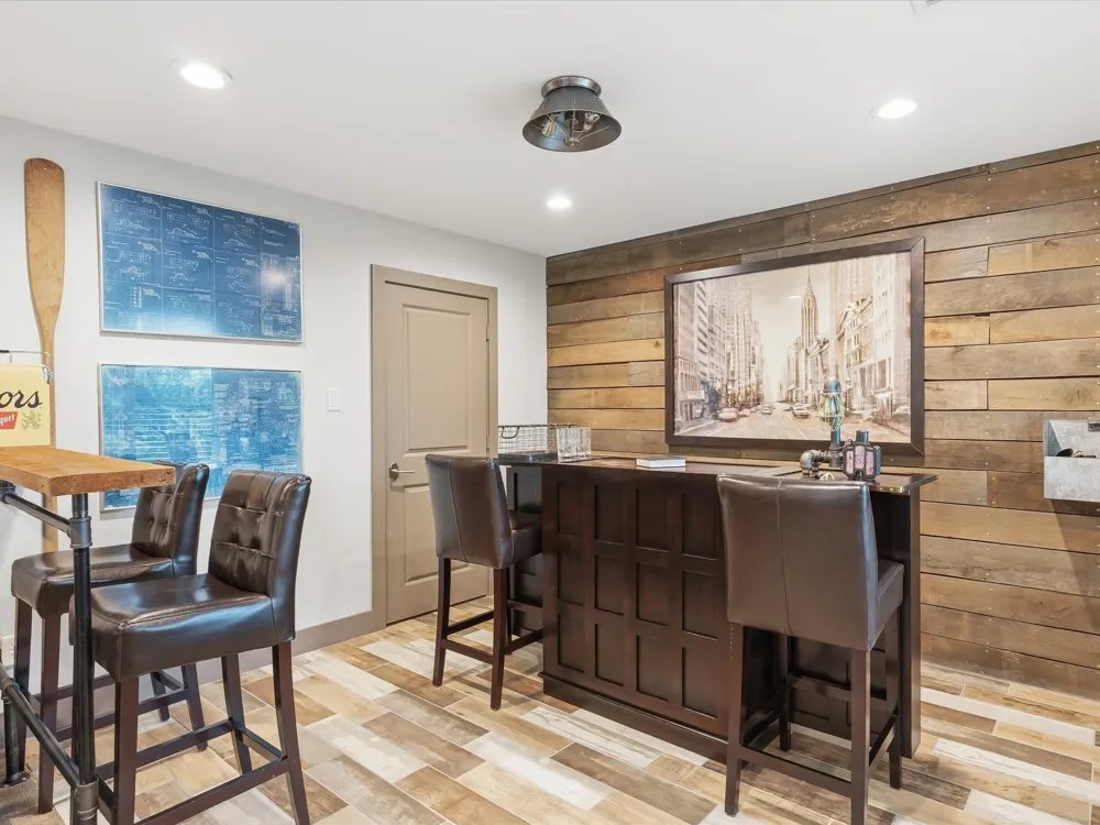 2965 Eric Lane Farmers Branch, TX 75234