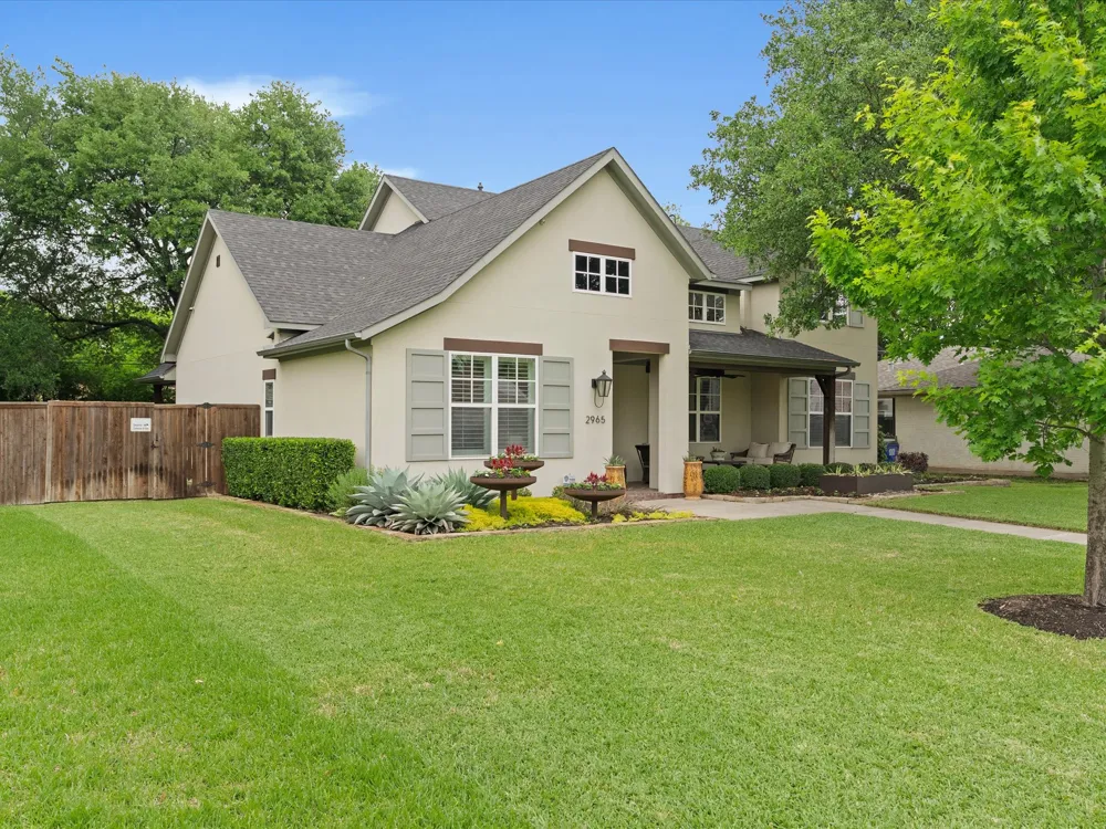 2965 Eric Lane Farmers Branch, TX 75234
