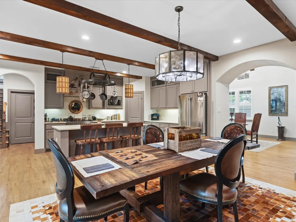 2965 Eric Lane Farmers Branch, TX 75234