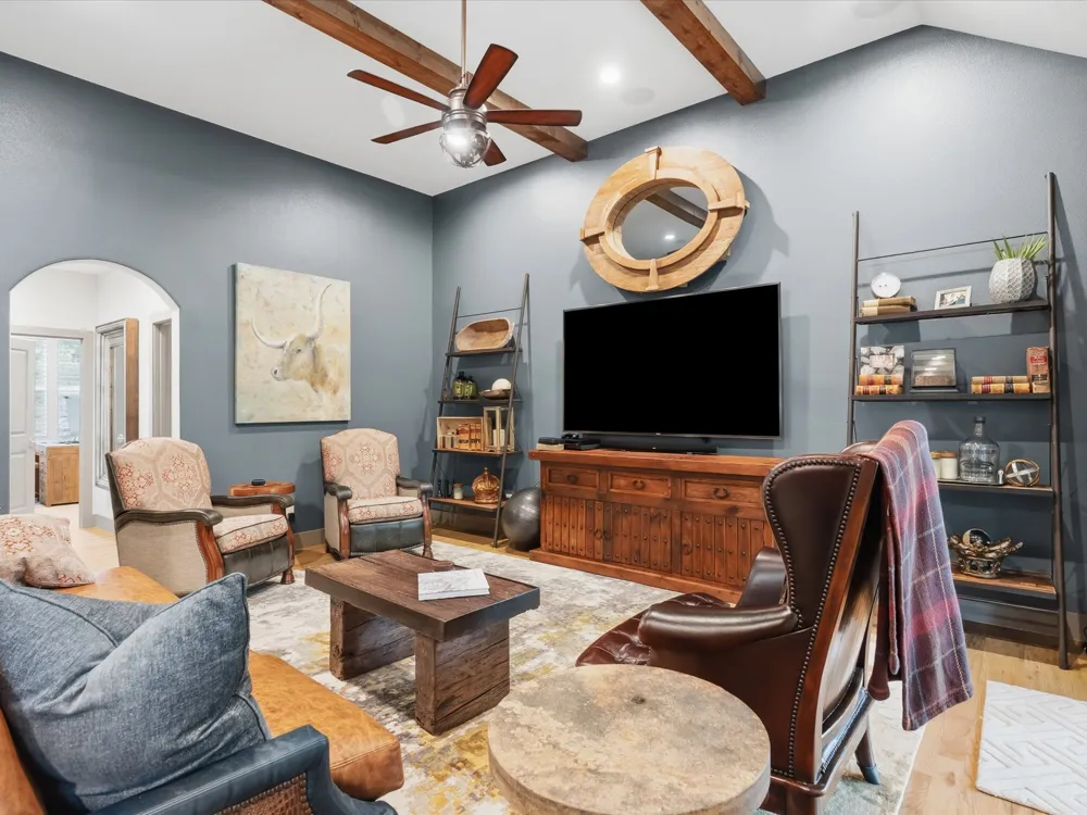 2965 Eric Lane Farmers Branch, TX 75234