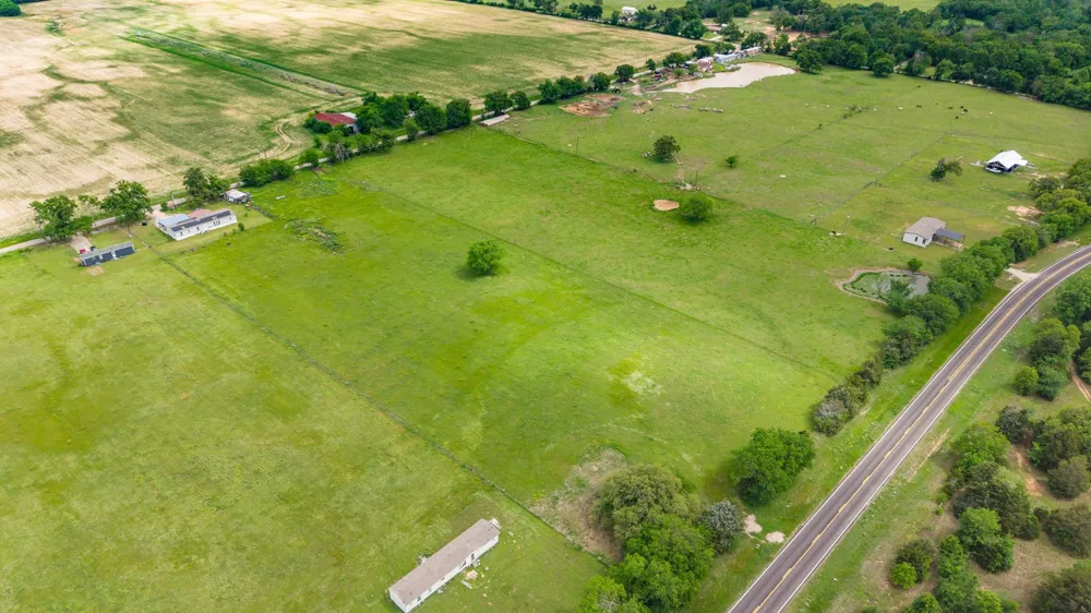 7033 Farm to Market 2653 S Cumby, TX 75433