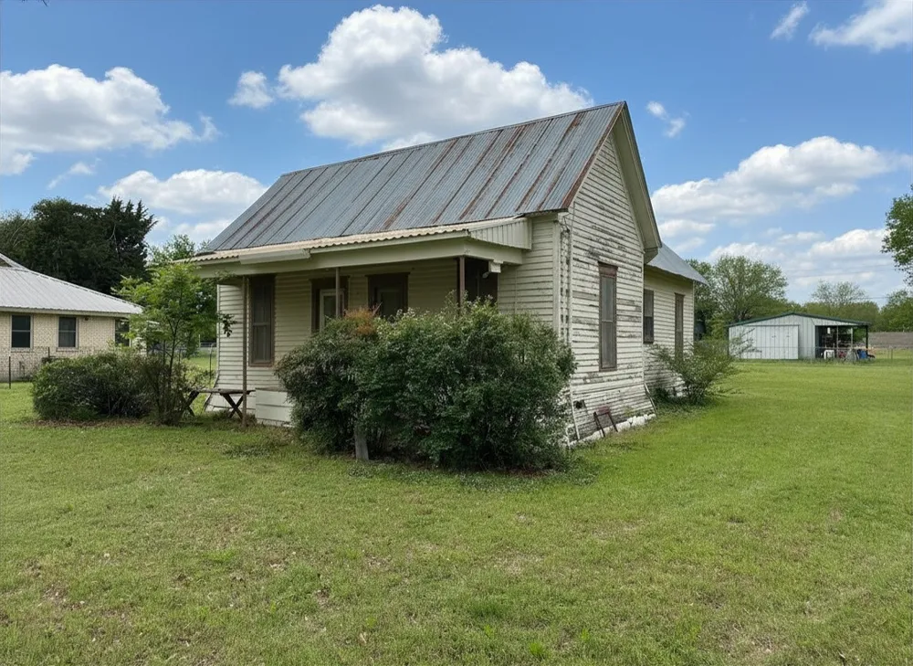300 S Miller Street Rising Star, TX 76471