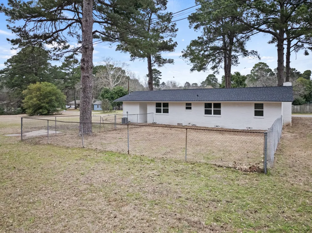 303 Campbell Street Daingerfield, TX 75638