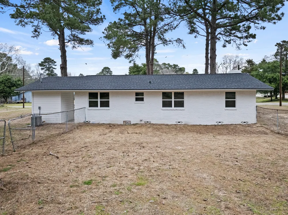 303 Campbell Street Daingerfield, TX 75638