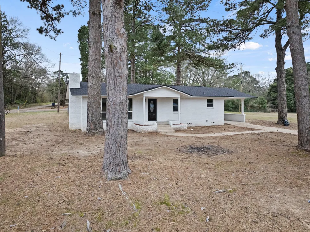 303 Campbell Street Daingerfield, TX 75638