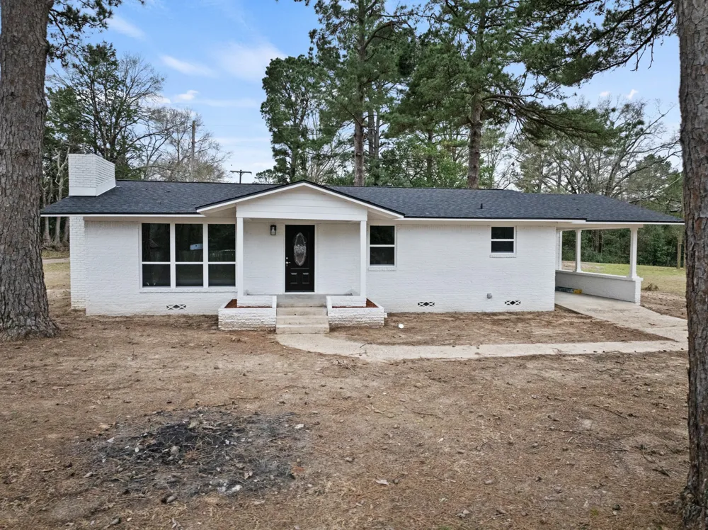 303 Campbell Street Daingerfield, TX 75638