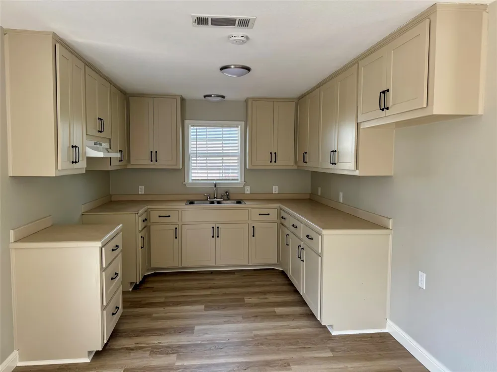 301 Fairview Pittsburg, TX 75686
