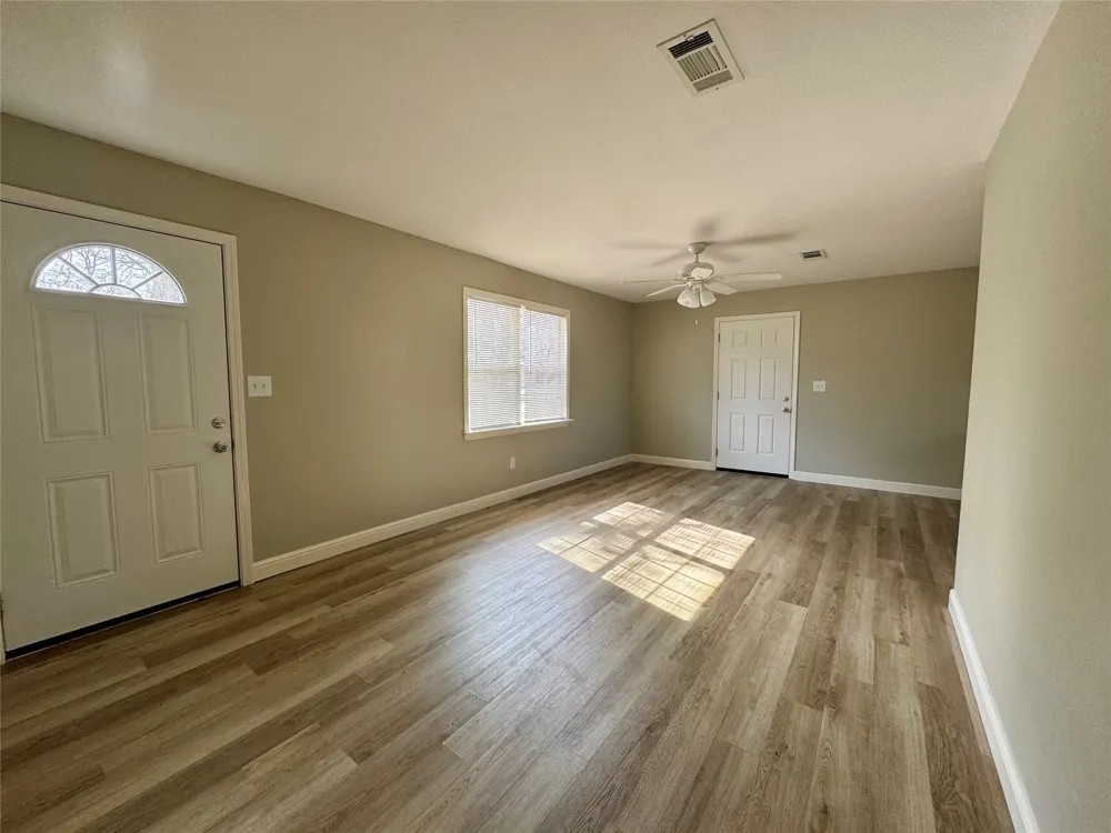 301 Fairview Pittsburg, TX 75686