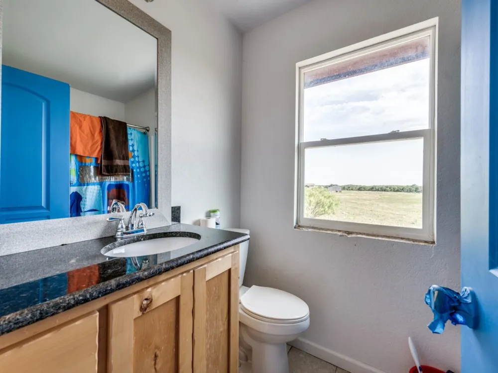 2250 Morrow Road Valley View, TX 76272