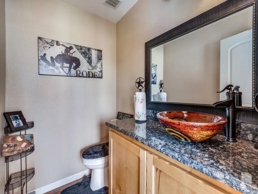 2250 Morrow Road Valley View, TX 76272
