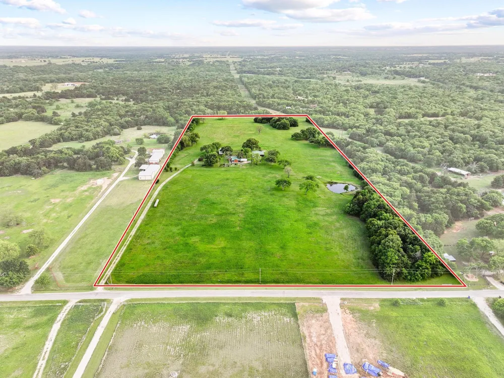 642 Earl Road Sadler, TX 76264